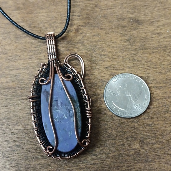 ⚡️3 for $24⚡️ Handcrafted Wire Wrapped Purple Stone Pendant Necklace - Picture 2 of 5